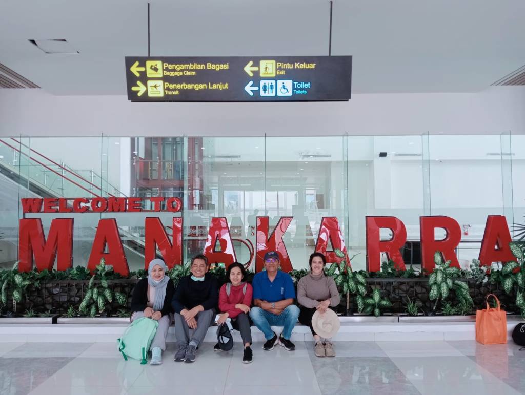 Ke Mamuju, Kami&nbsp;Menuju